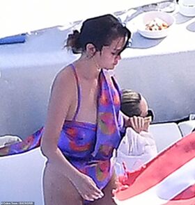 Selena Gomez Nude Leaks OnlyFans Photo 851