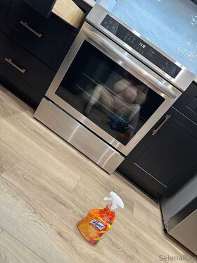 Selena Ray Busty Blonde