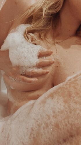 Selfika Nude Leaks OnlyFans Photo 11