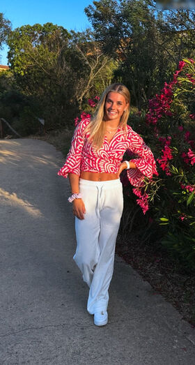 Selina Cerci Фото утечки OnlyFans (обнаженная) 9