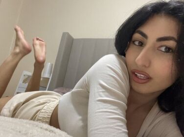 servesyra Nude Leaks OnlyFans Photo 14