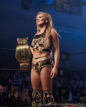 Session Moth Martina