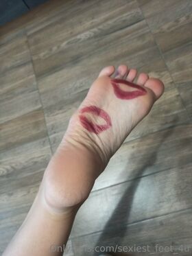 sexiest_feet_4u