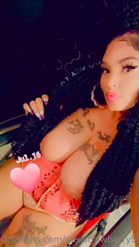 sexistrawberry5611 Nude Leaks OnlyFans Photo 36