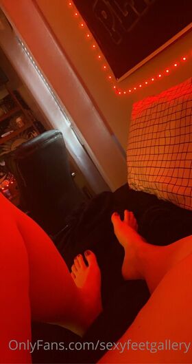 sexyfeetgallery Nude Leaks OnlyFans Photo 21