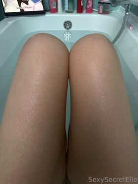 sexysecretelie Nude Leaks OnlyFans Photo 37