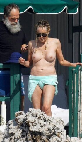 Sharon Stone Nude Leaks OnlyFans Photo 12