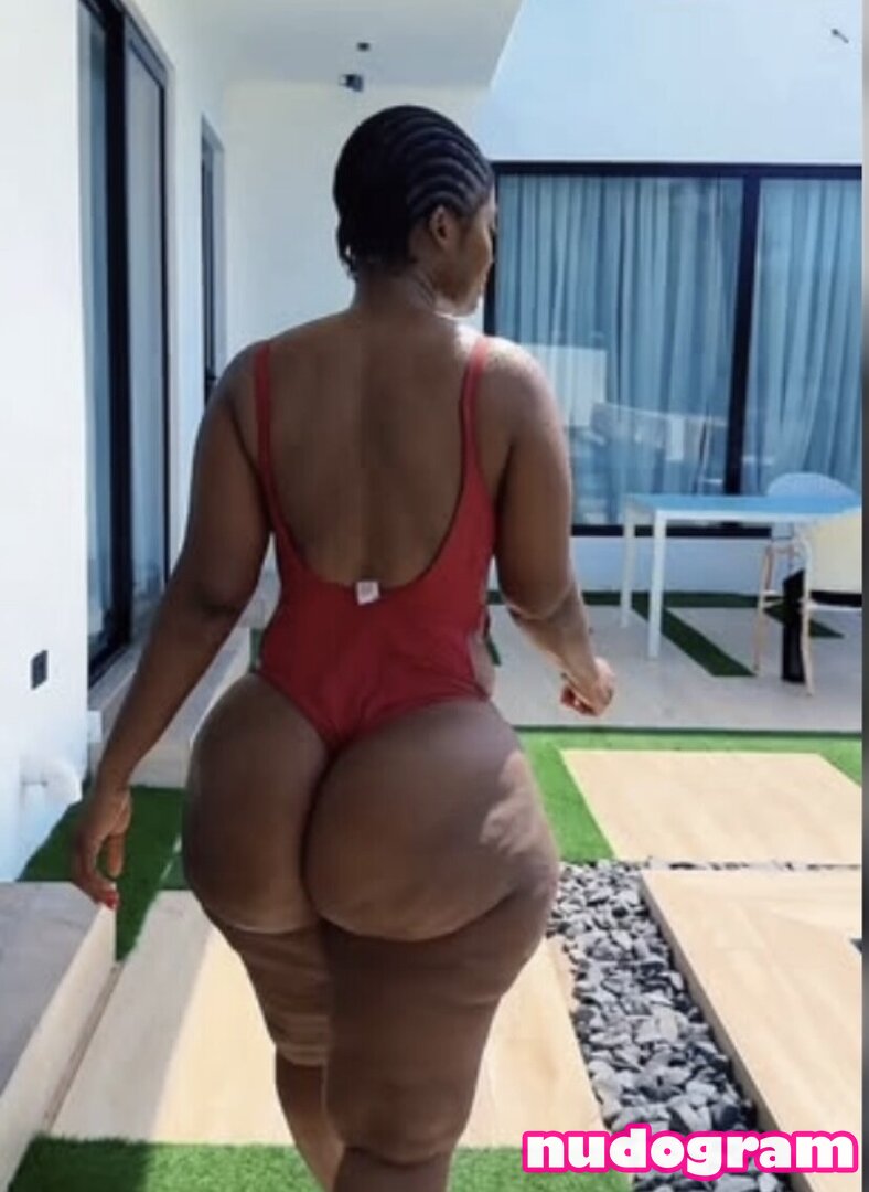 Sheenagakpe Гола изтичане OnlyFans снимка 2 - Nudogram v2.1