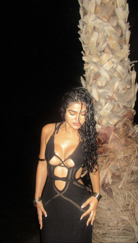 Shreya Verma Nude Leaks OnlyFans Photo 13