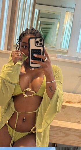 Simone Biles नग्न लीक OnlyFans फोटो 236