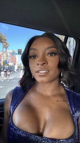 Simone Biles नग्न लीक OnlyFans फोटो 244