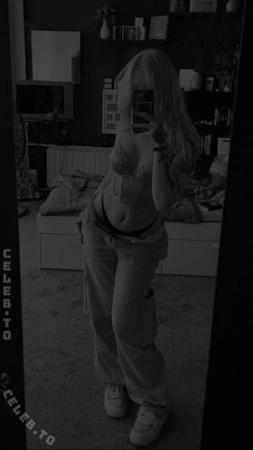 sina_nck Nude Leaks OnlyFans Photo 57