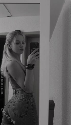 sina_nck Nude Leaks OnlyFans Photo 65