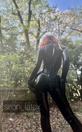 siron_latex Nude Leaks OnlyFans Photo 25