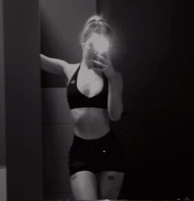 sky_stn_ Nude Leaks OnlyFans Photo 20