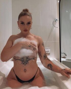 Skye Rochelle Williams Nude Leaks OnlyFans Photo 3