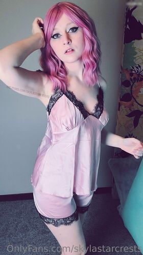 Skyla Starcrest Nude Leaks OnlyFans Photo 101