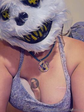 slightlymutilatedgoddess