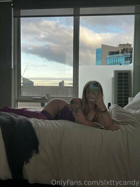 slxttycandy 유출된 누드 OnlyFans 사진 32