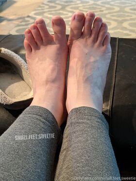 small.feet.sweetie Nude Leaks OnlyFans Photo 26