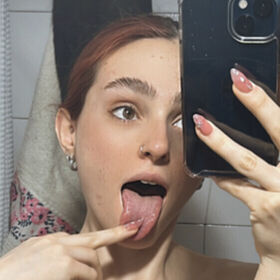 smalljuliii / julilovesdancing