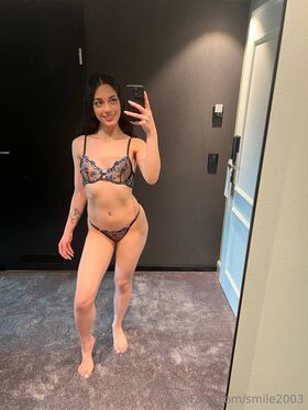 smile2003 Фото просочення OnlyFans (оголене) 182