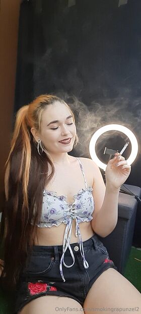 smokingrapunzel2
