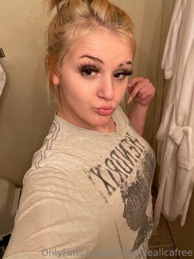 snowbunnyalii Nude Leaks OnlyFans Photo 15
