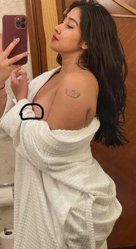 Sofia Ansari Nude Leaks OnlyFans Photo 30