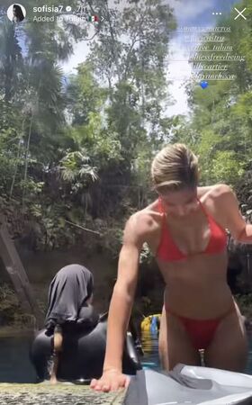 Sofia Boutella Procurena gola OnlyFans fotografija 114