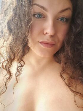 Sofia Curly Nude Leaks OnlyFans Photo 46