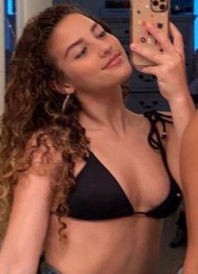 Sofie Dossi Nude Leaks OnlyFans Photo 116