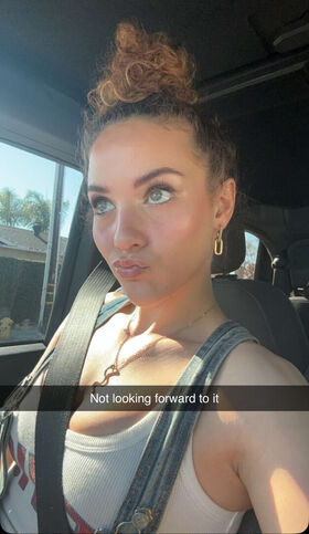 Sofie Dossi Nude Leaks OnlyFans Photo 234