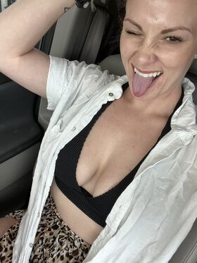 Sofya Brooke Nude Leaks OnlyFans Photo 4