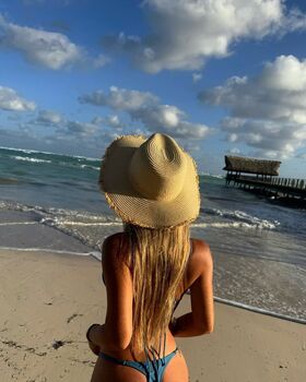 Sol Rivas Nude Leaks OnlyFans Photo 3