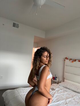 Solange Diaz Nude Leaks OnlyFans Photo 2