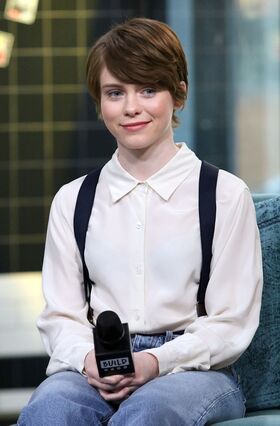 Sophia Lillis Ảnh OnlyFans khỏa thân rò rỉ 74