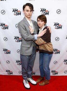 Sophia Lillis Ảnh OnlyFans khỏa thân rò rỉ 80