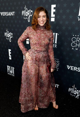 Sophia Lillis Ảnh OnlyFans khỏa thân rò rỉ 99