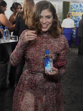 Sophia Lillis Ảnh OnlyFans khỏa thân rò rỉ 100