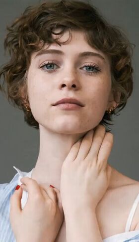 Sophia Lillis Ảnh OnlyFans khỏa thân rò rỉ 115