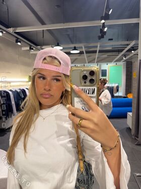 Sophie Schnur Nude Leaks OnlyFans Photo 350