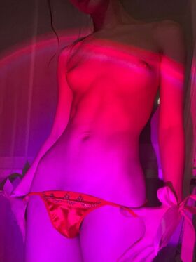 Sowa Valeri Nude Leaks OnlyFans Photo 18