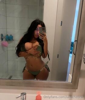 Spoiled Layla Nude Leaks OnlyFans Photo 12