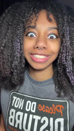 Squidamii Fotografie scursă ilegal OnlyFans dezbrăcată 29