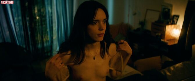 Stacy Martin Nude Leaks OnlyFans Photo 20