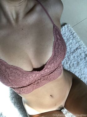 stepdaughter Nude Leaks OnlyFans Photo 52