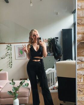 Steph0sims Nøgne lækkede OnlyFans foto 1