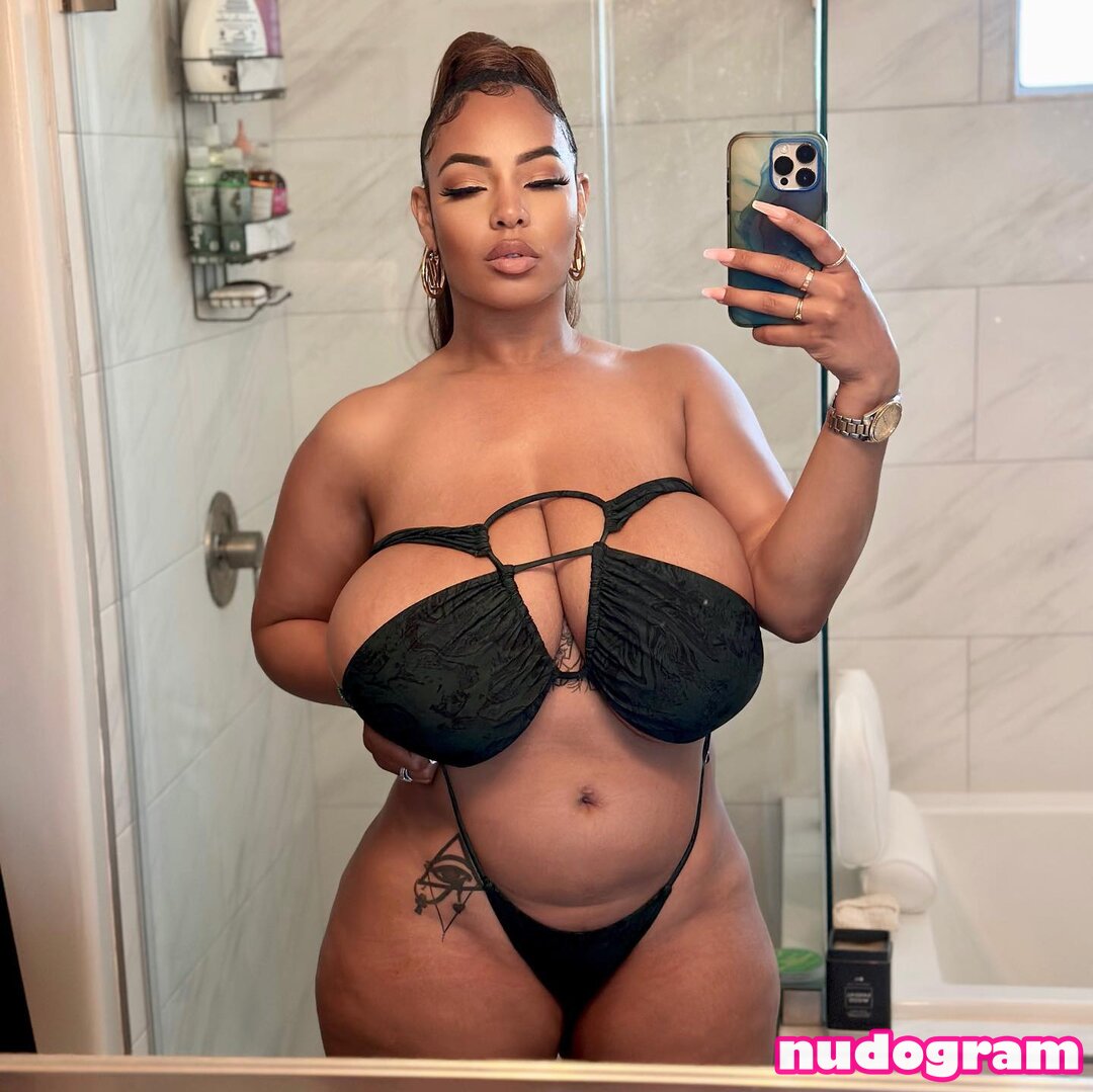 Stephanie nelson nude