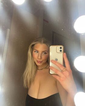 Stina Nude Leaks OnlyFans Photo 4